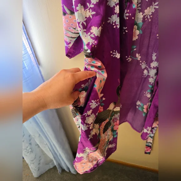 Peacock Floral Vibrant Purple  Kimono Size S/M - Picture 5 of 9
